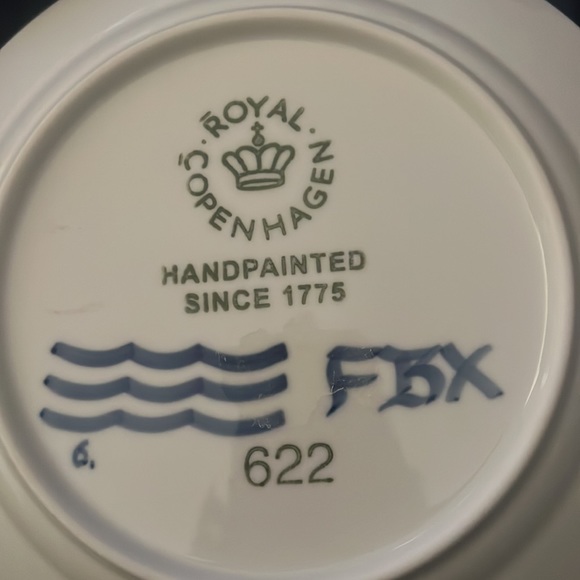 Royal Copenhagen Black Mega Salad Plate #6 8.75” - Picture 4 of 5